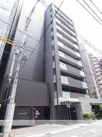 プレミスト中央町の玄関写真