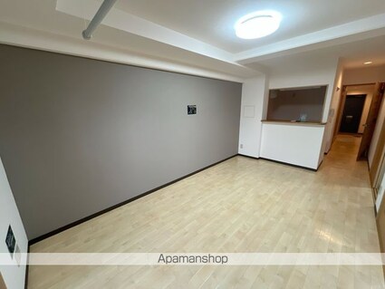 滋賀県草津市青地町[3LDK/65.55m2]の内装2