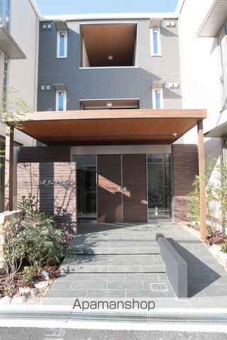 Mサンシャインの玄関写真