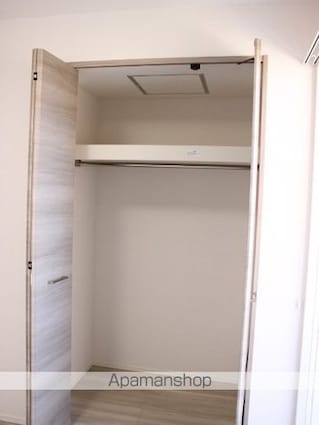 メラヴィリア西町[1LDK/37.09m2]の収納
