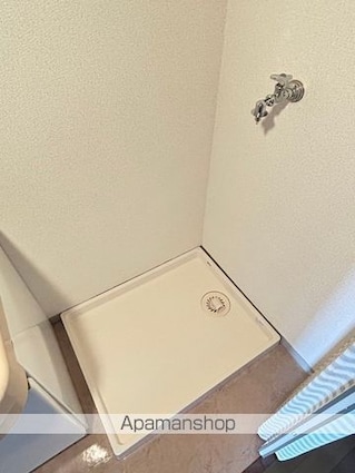 メゾンロワイヤル松田[1R/28.53m2]の内装2