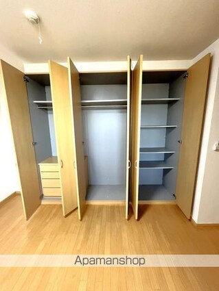 プレサス[1LDK/45.1m2]の収納