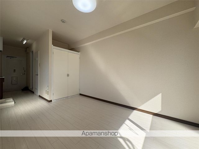 アンプルール新屋敷の内装写真
