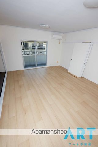 スミタスヴィレッジ古三津 1号棟の内装写真