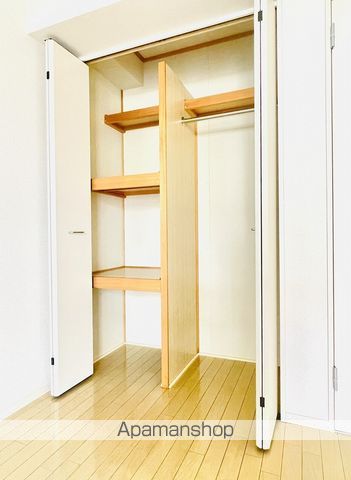 スクエアメゾン高殿の内装写真