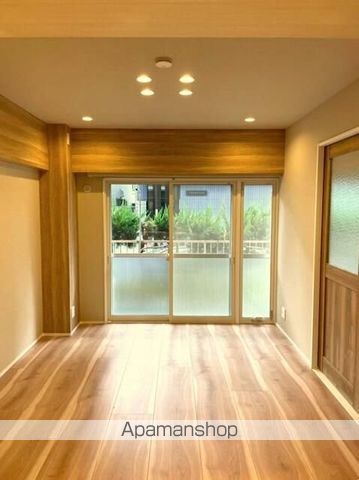 パレ坂町の内装写真
