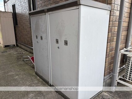 コーポ　チェリッシュ　Ａ[2DK/51.69m2]の共用部3