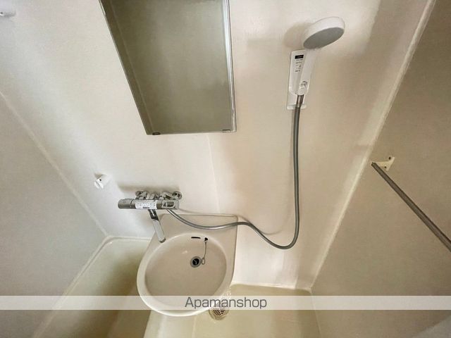 フォレスト三番町[1R/27.14m2]の洗面所