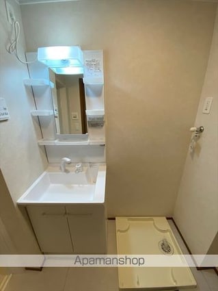 ヴァンクール鶴岡[1LDK/33.8m2]の洗面所