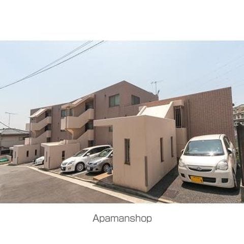 ルミエール妙蓮寺IIの外観写真