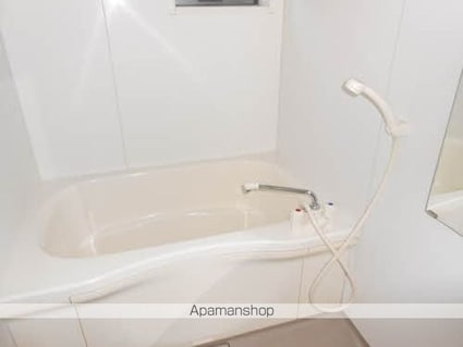 メゾン・ブランシェ　Ａ棟[3LDK/82.68m2]のバス