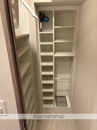 クレストコート中野富士見町[2LDK/50.12m2]の内装6