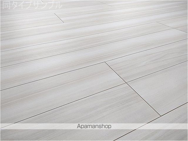 TORISIA千里丘IIIの内装写真