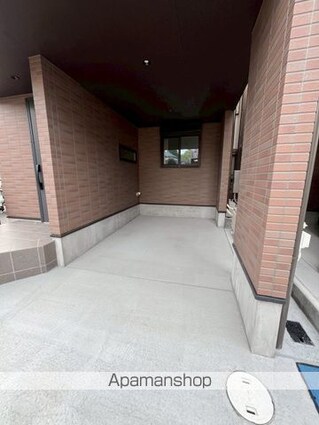 Ｋｏｌｅｔ日野１０[4LDK/96.64m2]の駐車場