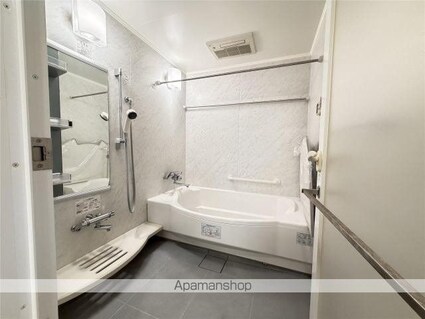 ポレスターアーバンシティ広島[4LDK/98.64m2]のバス