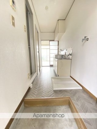 シャトレーⅠ松ケ丘[1K/19.87m2]の玄関