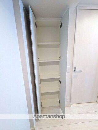 ルフォンプログレ上野御徒町[2LDK/45m2]の内装1