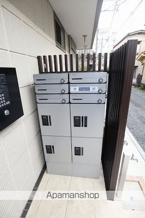 Ｂｒｏｗｎ　Ｗｉｎｇ[2LDK/53.38m2]の共用部1