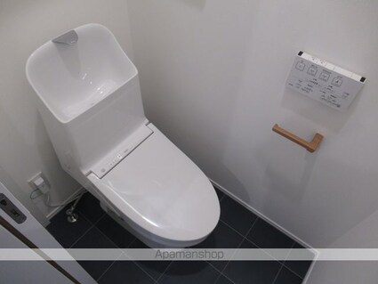 ジャスティス[2K/28.86m2]のトイレ