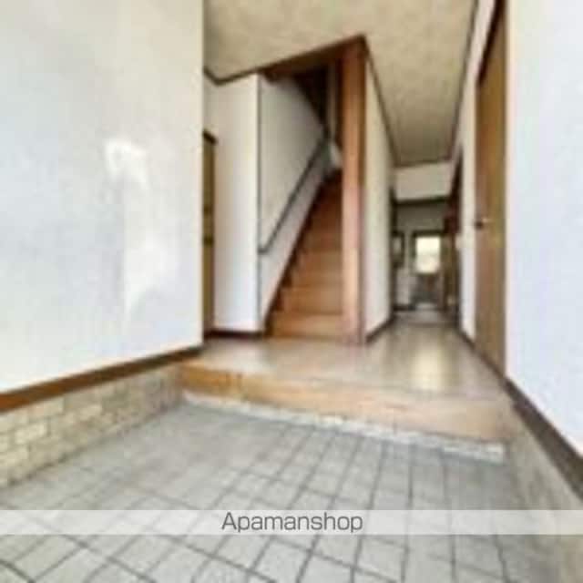 和歌山県和歌山市西浜[5DK/81.14m2]の玄関