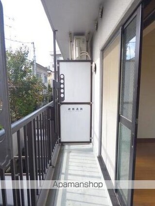 東京都世田谷区松原２丁目[1K/28.69m2]のバルコニー