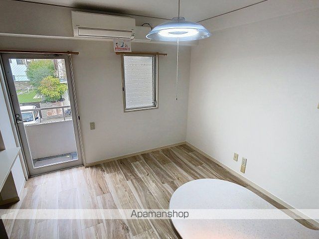 ブルーハイツアウトバーンの内装写真