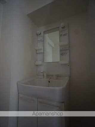 愛知県名古屋市東区白壁２丁目[1R/33.57m2]の洗面所