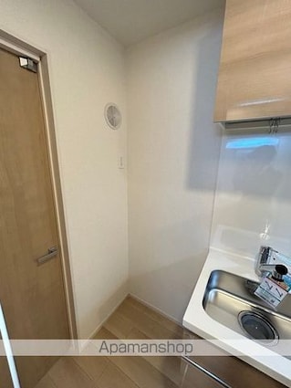 ウエスト　コミタリアⅢ[1K/28.87m2]の内装1