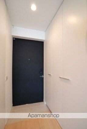 ＫＤＸレジデンス下馬[1R/26.12m2]の玄関