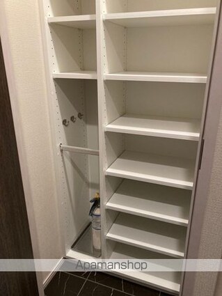ザ・パークハビオ入谷[1R/25.29m2]の玄関