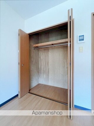 アースグローリエ[1K/30.35m2]の収納