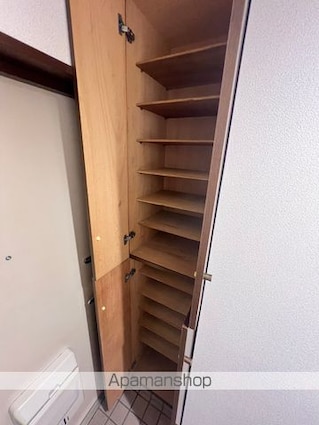 ロイヤルパレス[4LDK/101.63m2]の内装2