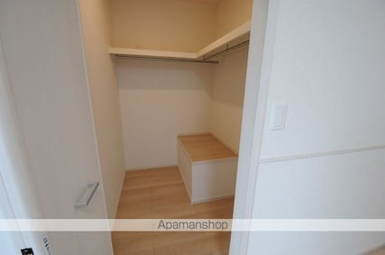 フィールドヒル　茅野[2LDK/58.06m2]の収納