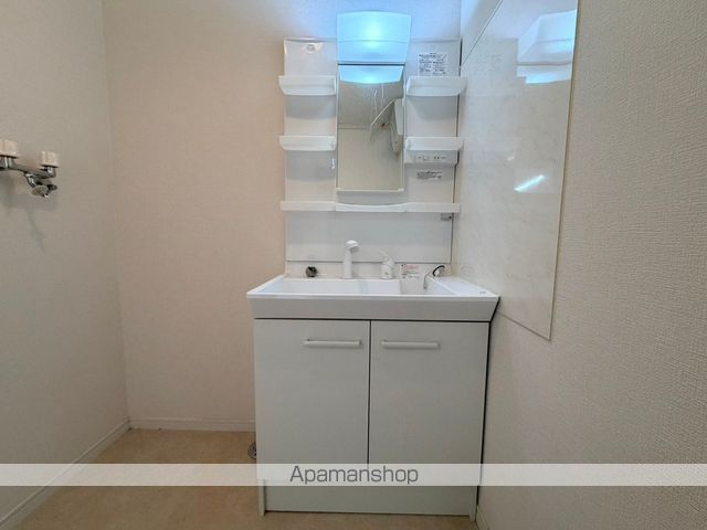 帯広市 3階建 築4年の内装写真