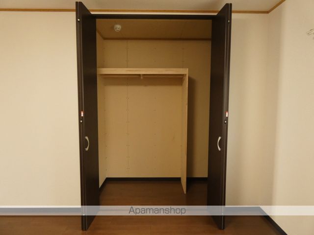 トレイブルックK館の内装写真