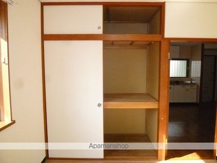 ホワイトマンション[2DK/46.57m2]の収納