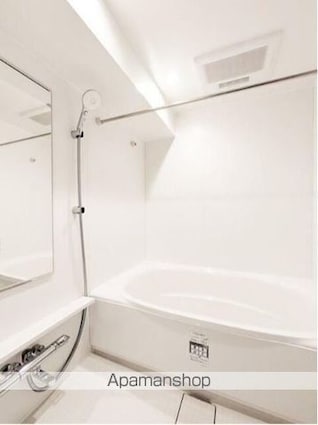 ＺＯＯＭ信濃町[2LDK/51.4m2]のバス