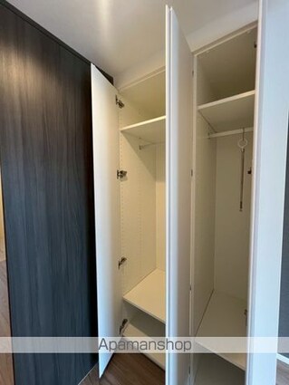 東京都中野区江原町２丁目[1K/27.88m2]の収納