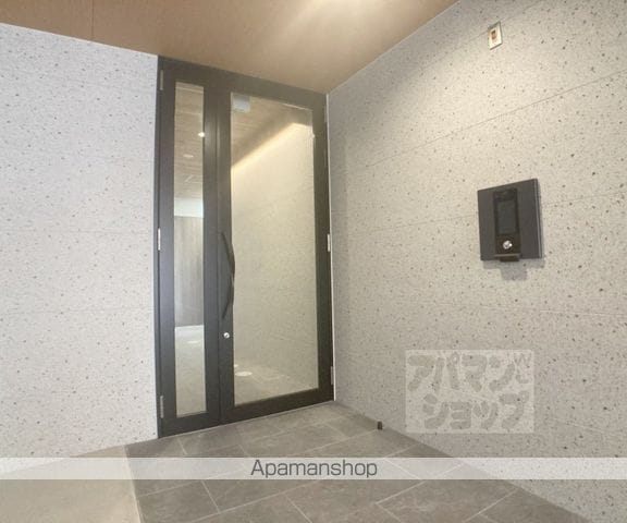 アドバンスコート四条堀川IIの玄関写真