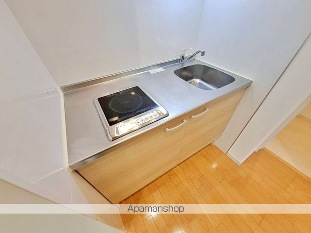 レジア三津屋南の内装写真