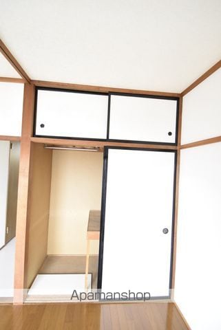 仲居ハイツIの内装写真