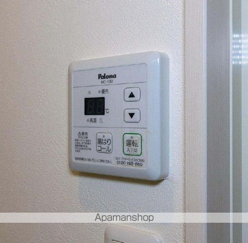 バーンメアオ ZIZIの内装写真