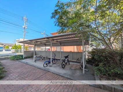 メルベーユ　Ａ棟[2LDK/61.32m2]の共用部1