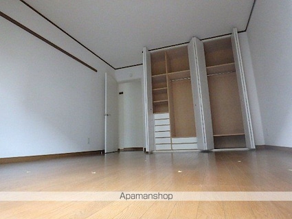 フェニックスコート二子玉川[3LDK/83.06m2]の収納