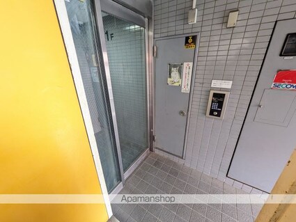 東京都中野区中央３丁目[1LDK/53.08m2]のロビー