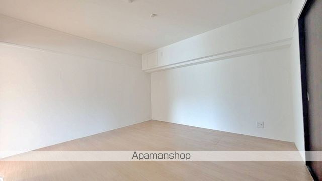 リテラシー江坂ビルの内装写真
