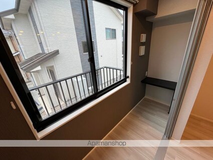 Ｆａｍｉｌｌｅ　Ｈａｎｅｋａ　Ｃ[1LDK/41.45m2]のバルコニー