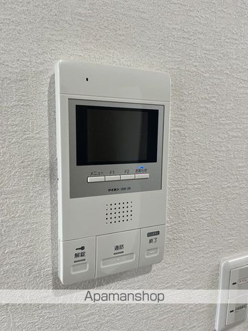 メゾンドコリーヌ上野芝の内装写真
