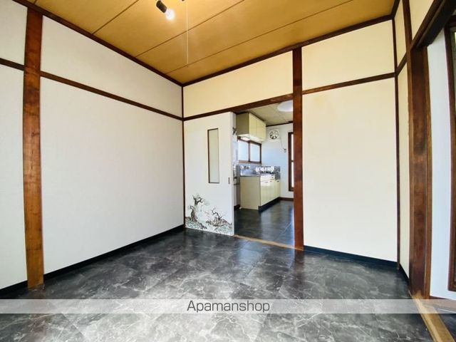 北浜メゾンなかはまの内装写真