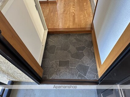 コーポライオン[2LDK/52.99m2]の玄関